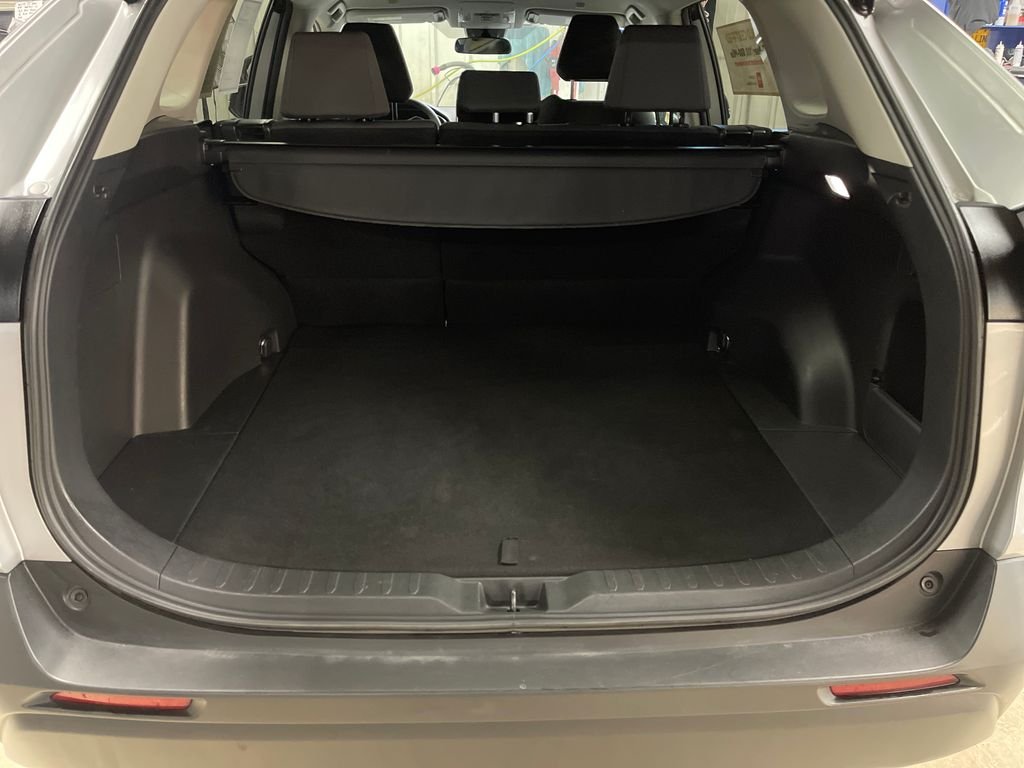 Certified Used 2025 Silver Toyota XLE image 27