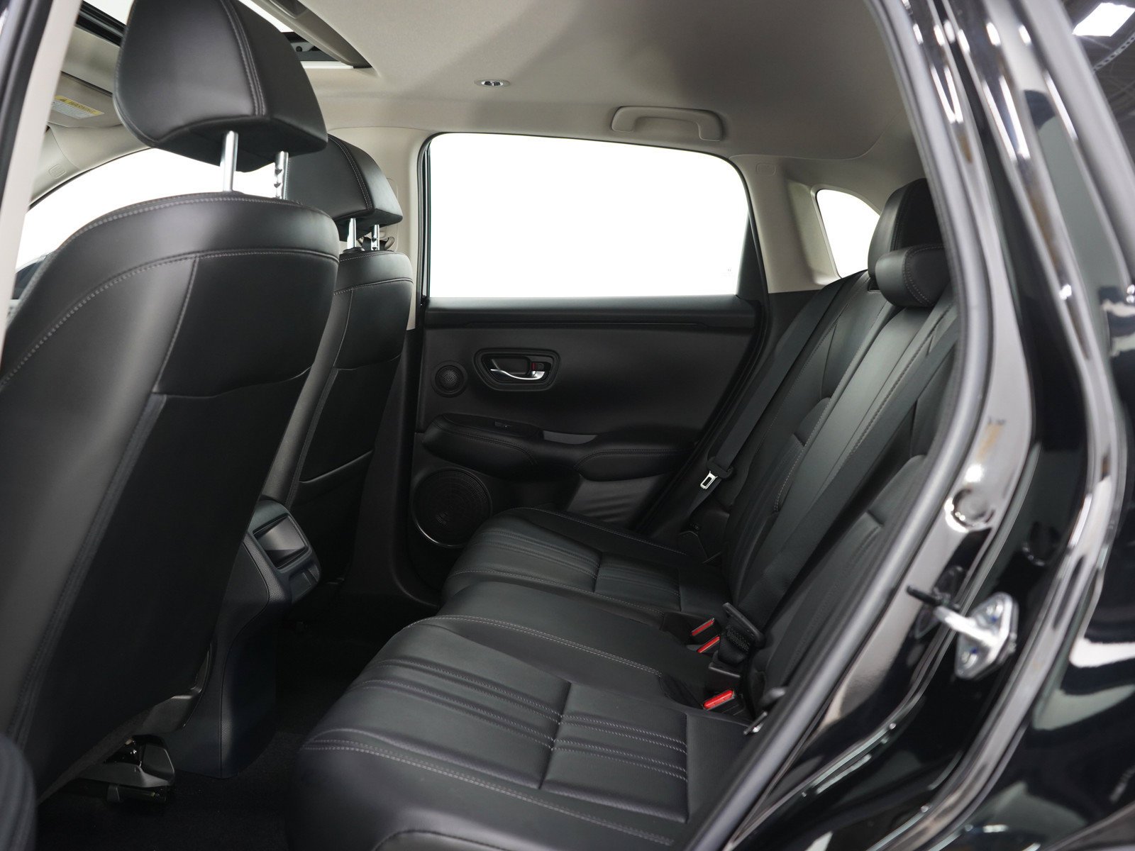 Used 2023 Black Honda EX-L image 14