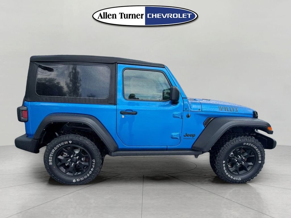 Used 2022 Blue Jeep Willys image 3