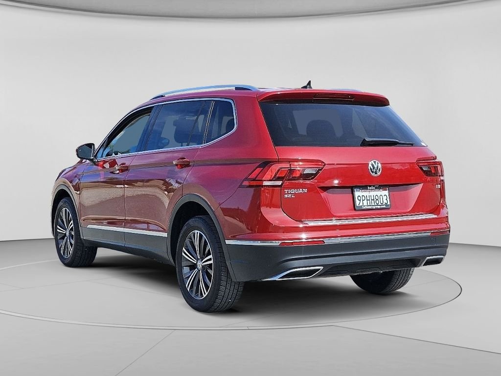 Used 2018 Cardinal Red Metallic Volkswagen 2.0T SEL image 35