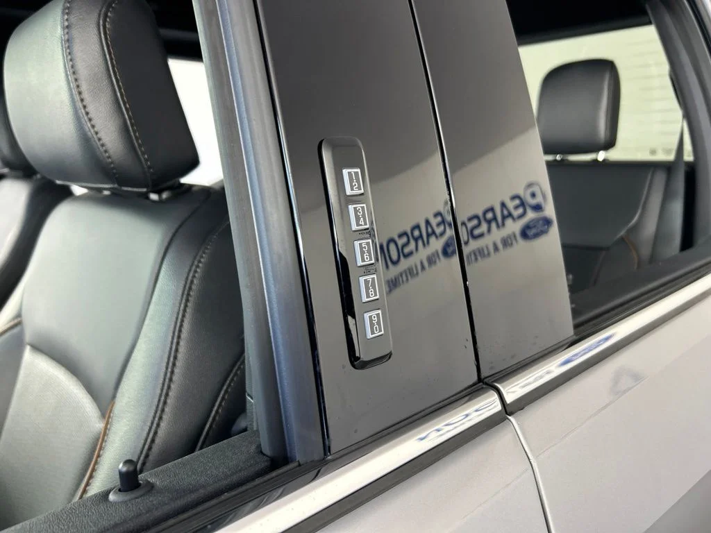New 2026 Iconic Silver Metallic Ford Lariat image 11