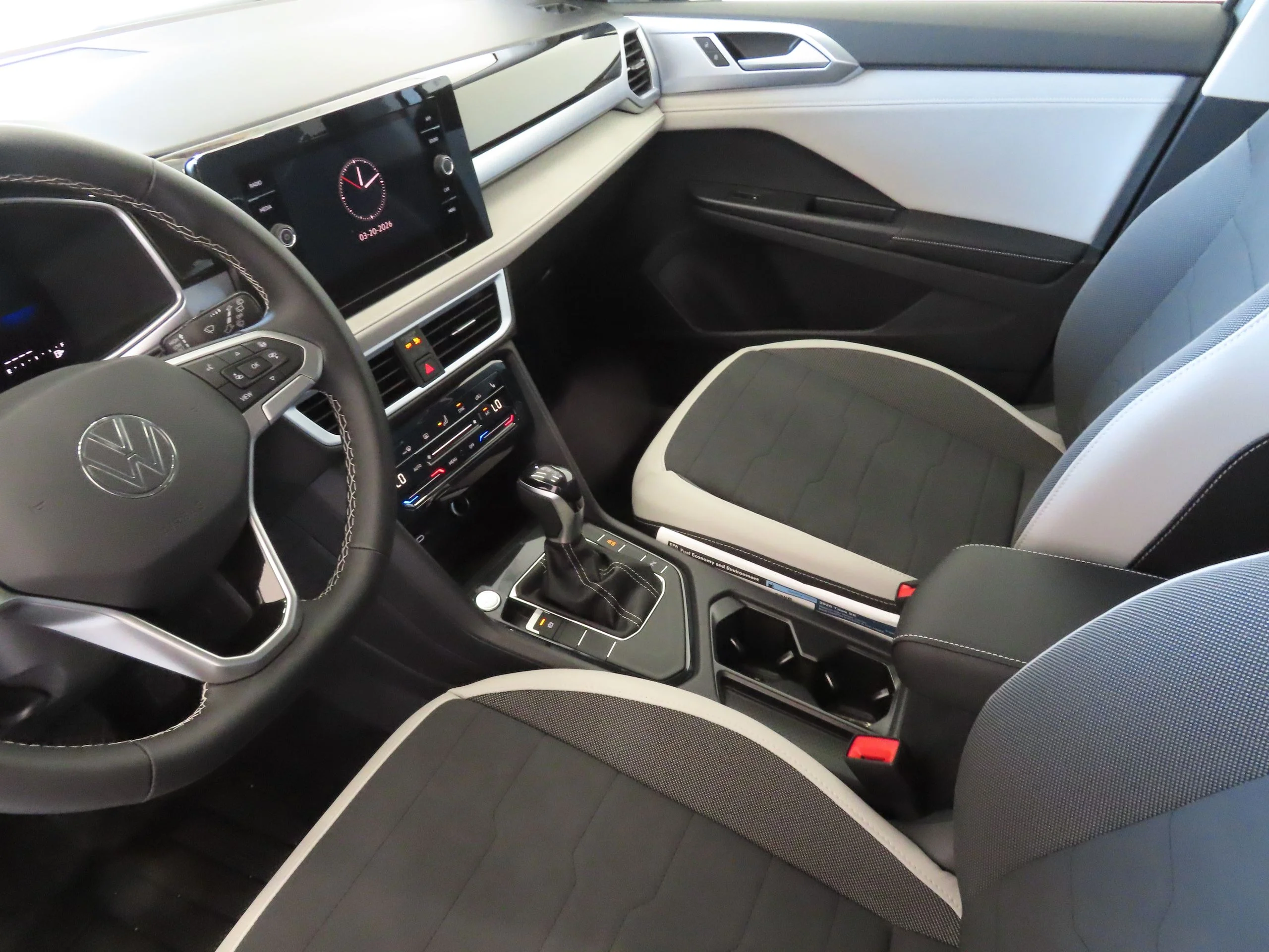 New 2026 Silver Volkswagen 1.5T SE image 19