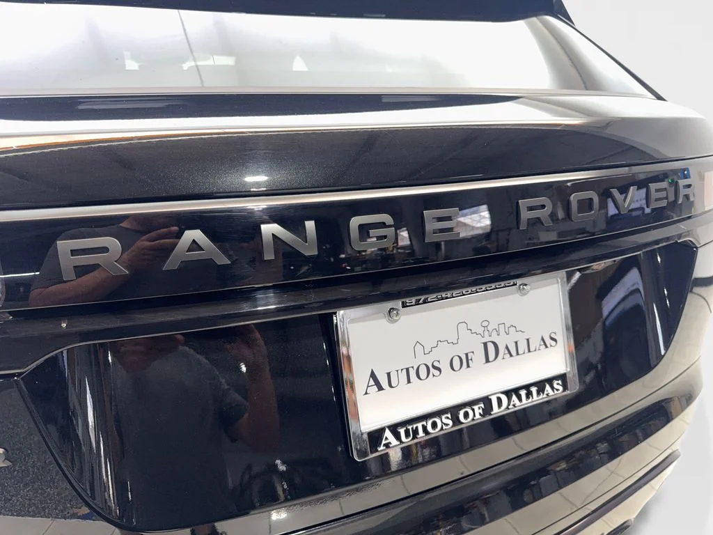 Used 2026 Black Land Rover Dynamic SE image 22