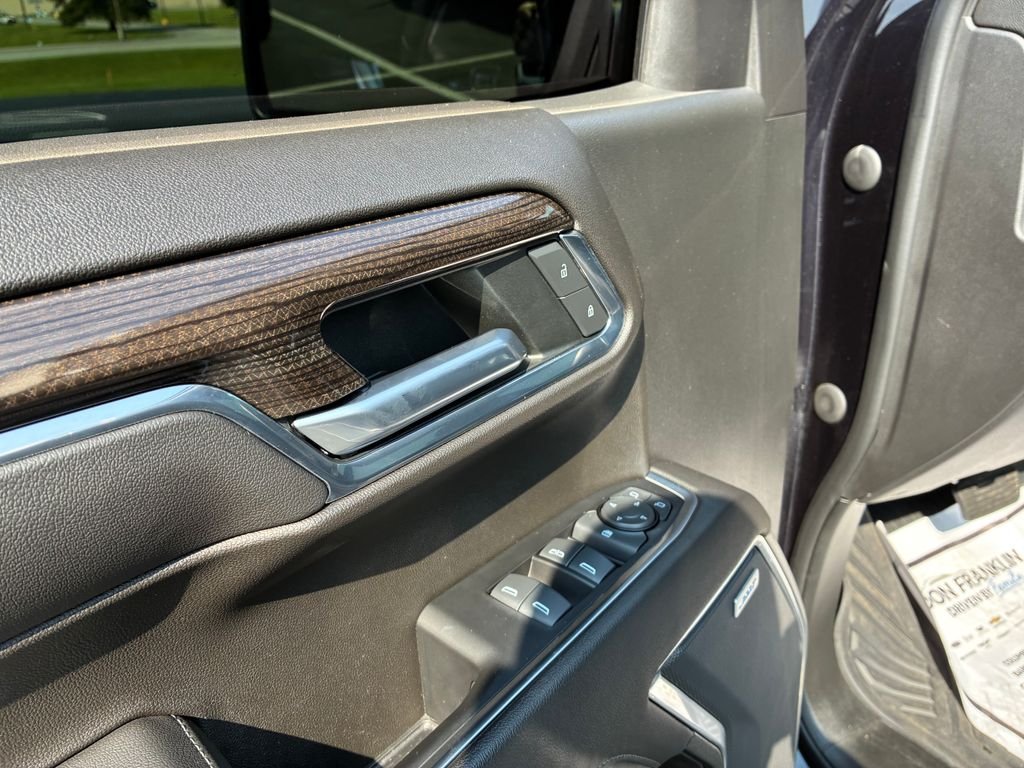 Used 2022 Gray Chevrolet LT Trail Boss image 10