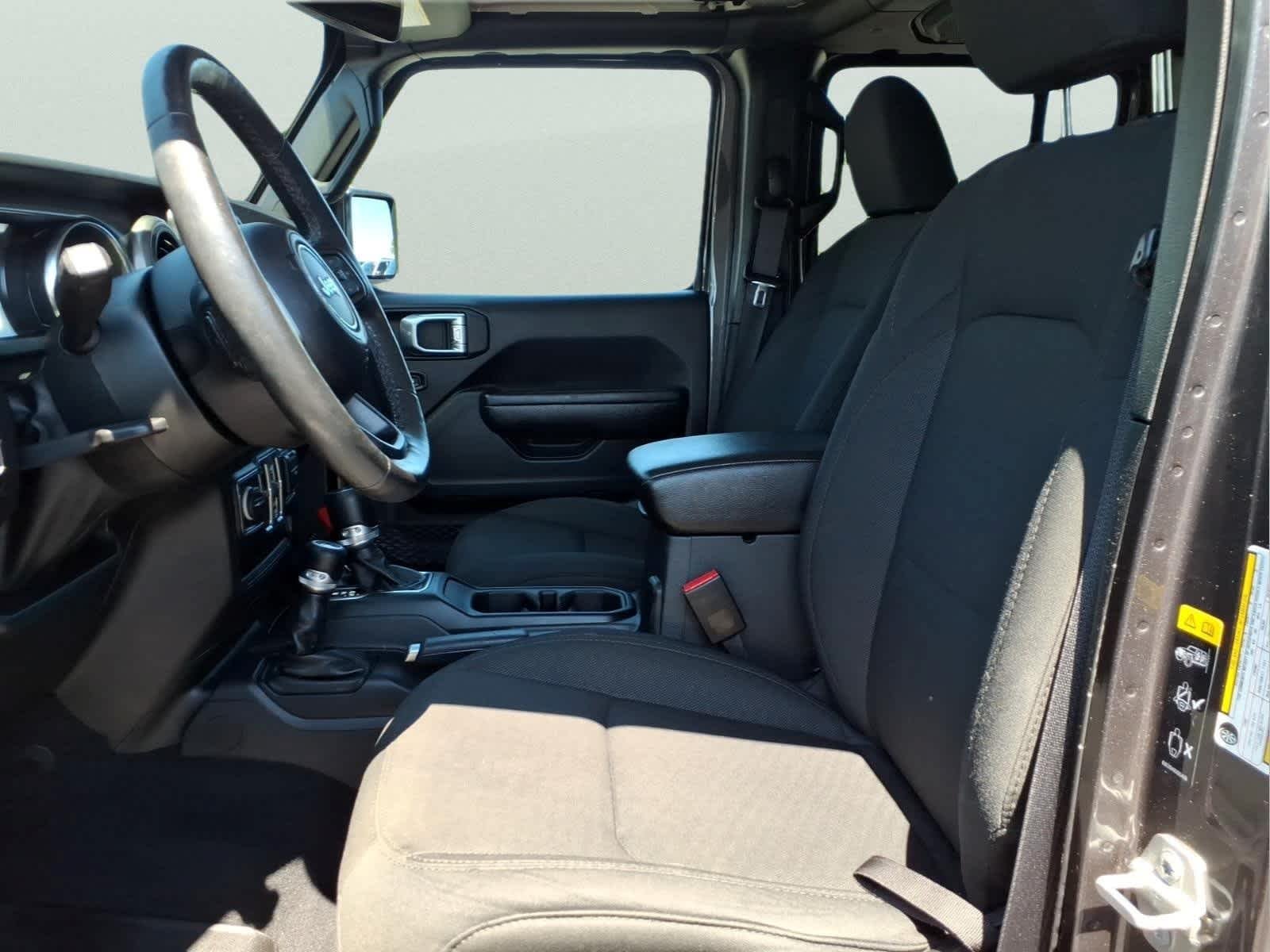 Used 2023 Granite Crystal Metallic Clearcoat Jeep Sport S image 15