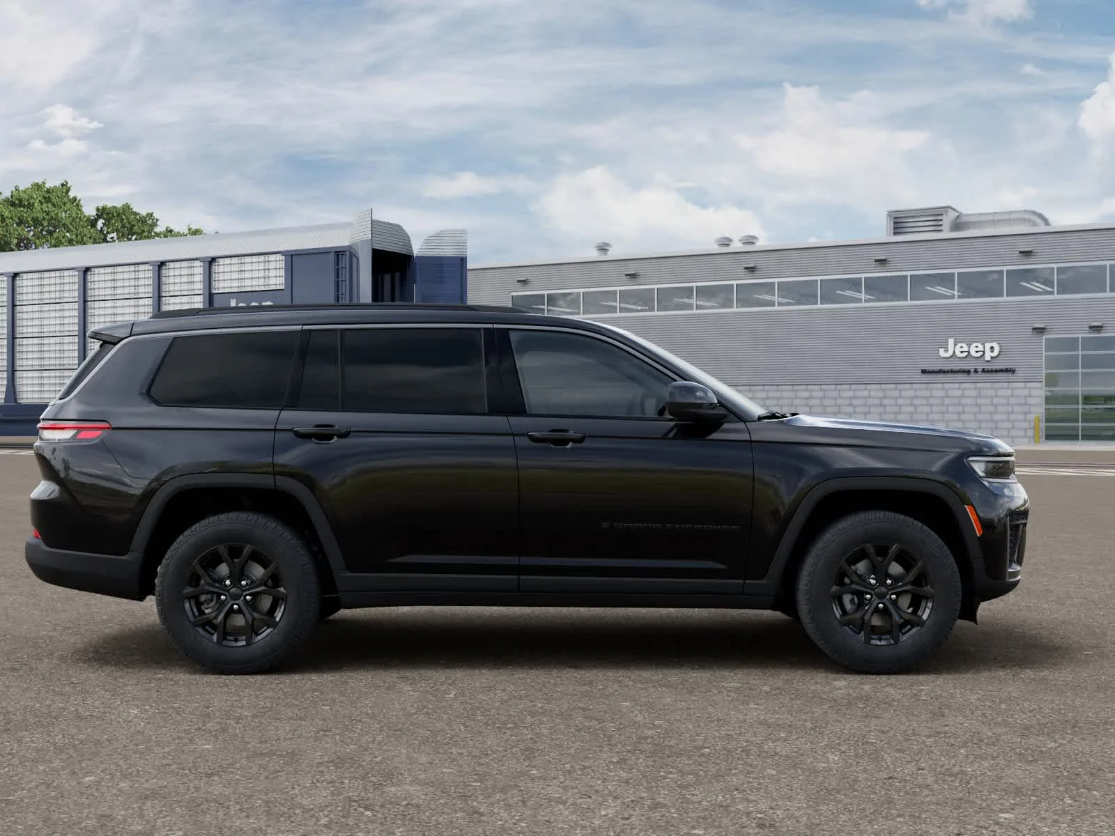 New 2026 Diamond Black Crystal Pearl-Coat Exterior Paint Jeep Laredo Altitude image 21