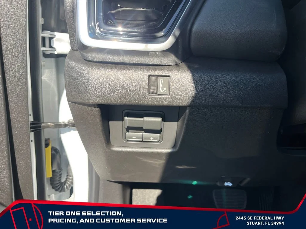 New 2026 Summit White GMC Elevation image 23