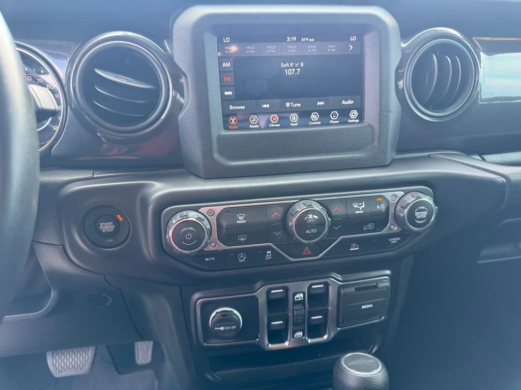 Used 2022 Black Jeep Sport image 10