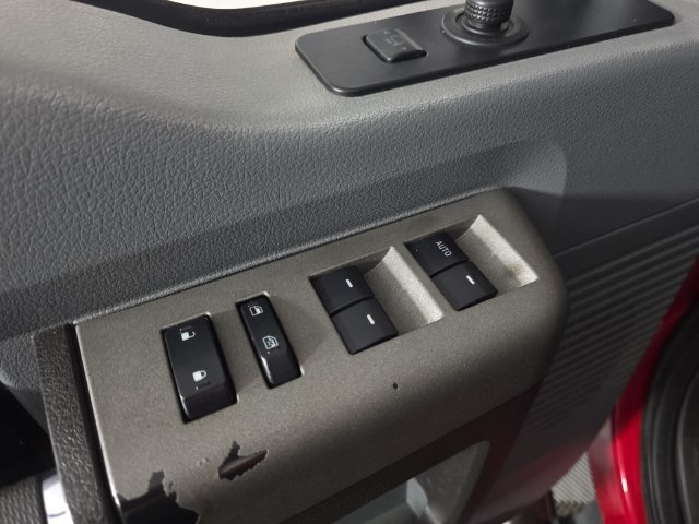 Used 2011 Red Ford XLT image 23