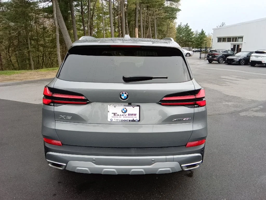 Certified Used 2026 Skyscraper Grey Metallic BMW xDrive40i image 6