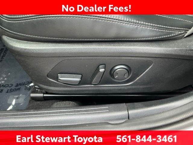 Used 2021 White Kia GT-Line image 25