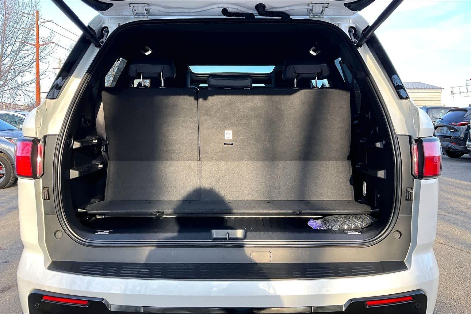 2025 Toyota Sequoia Platinum - Photo 31