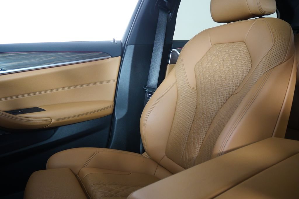Certified Used 2023 Carbon Black Metallic BMW 540i image 27