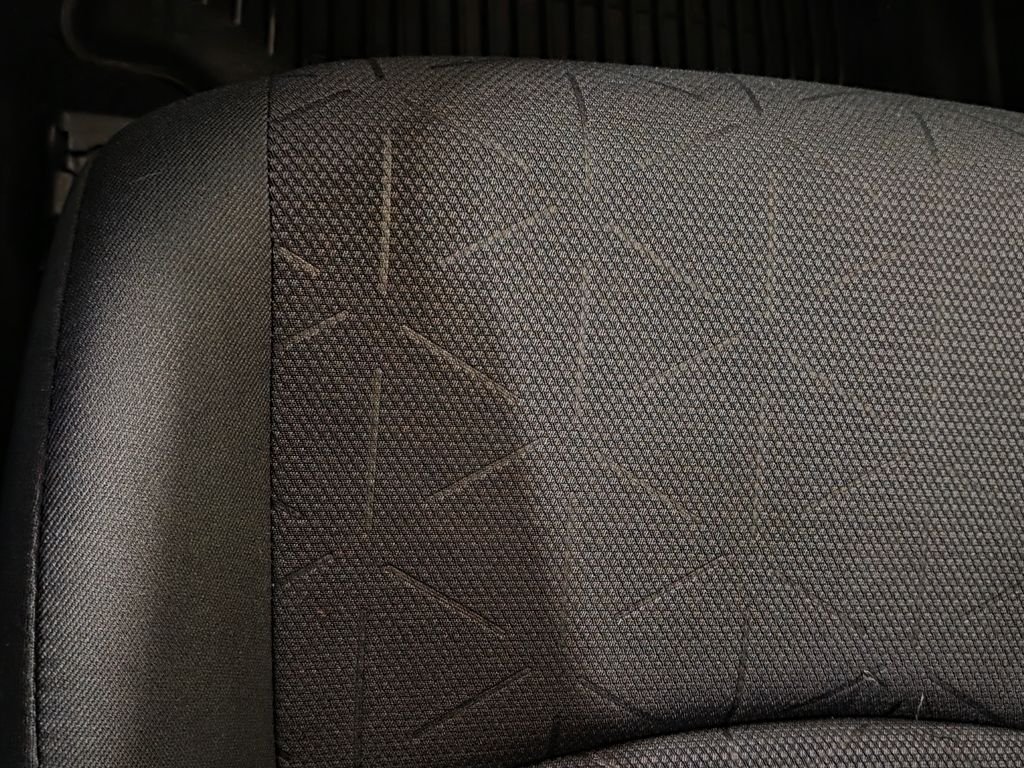 Used 2023  Toyota XLE image 28