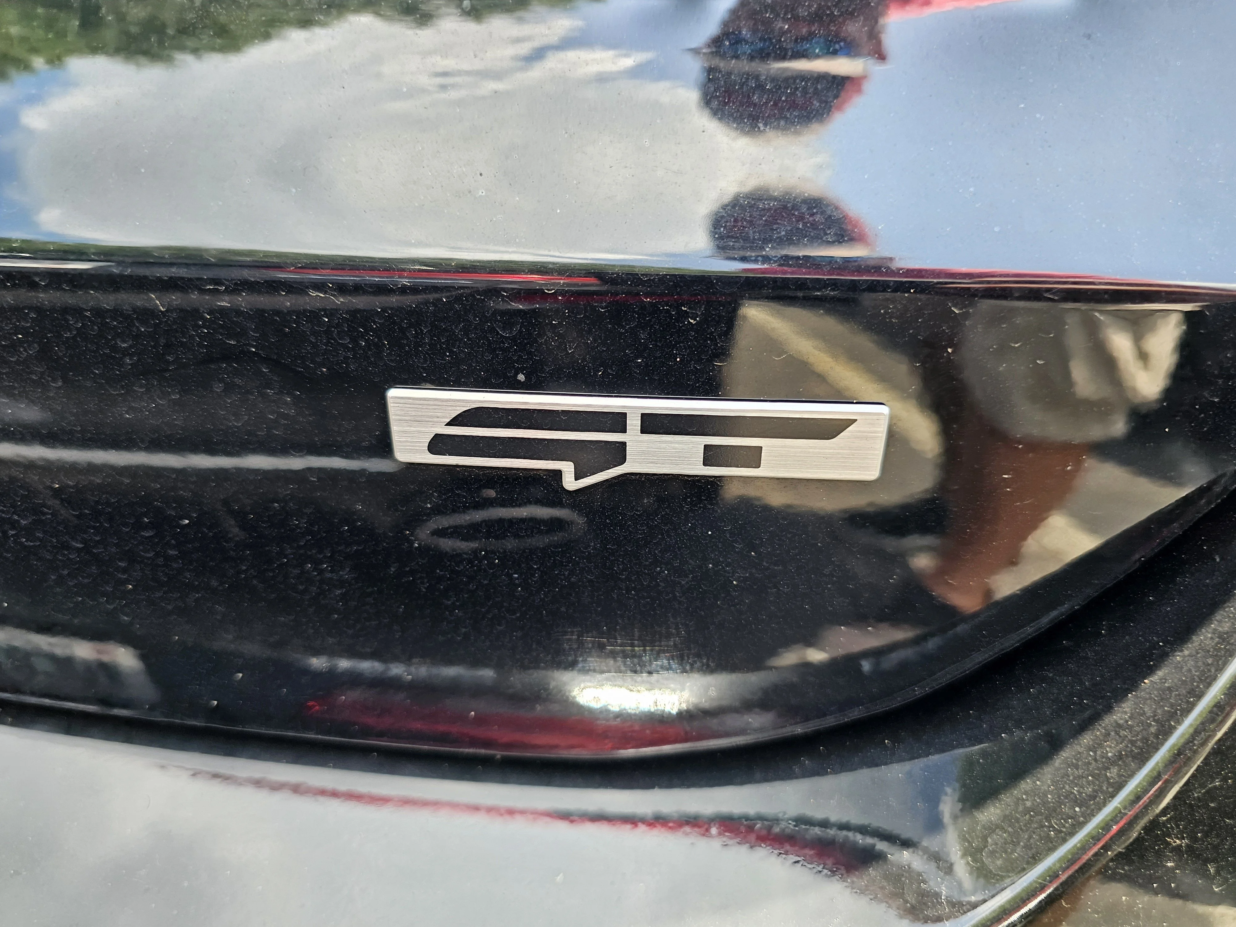 Used 2024 Ebony Black Kia GT image 9