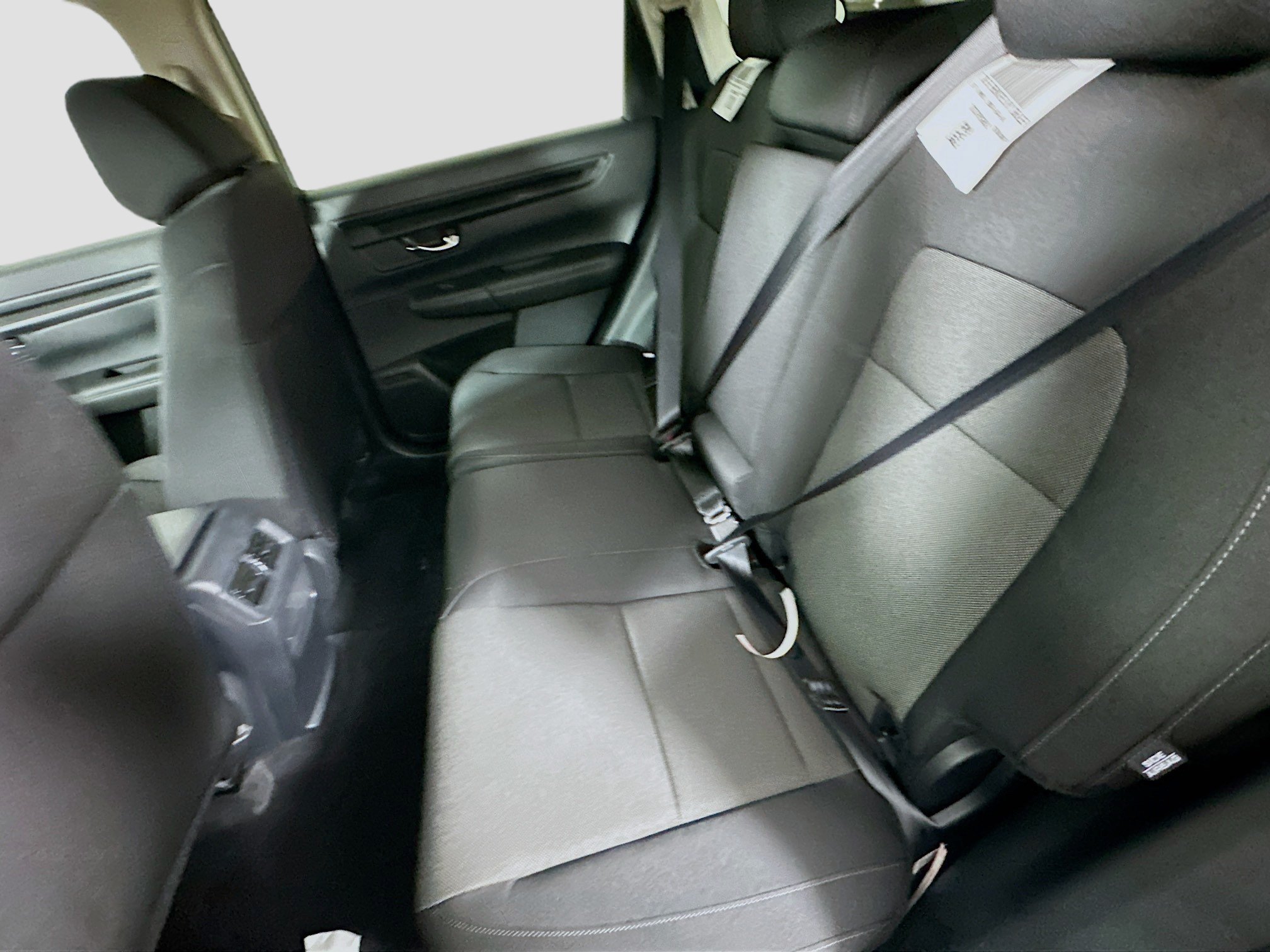 2025 Honda CR-V LX - Photo 18