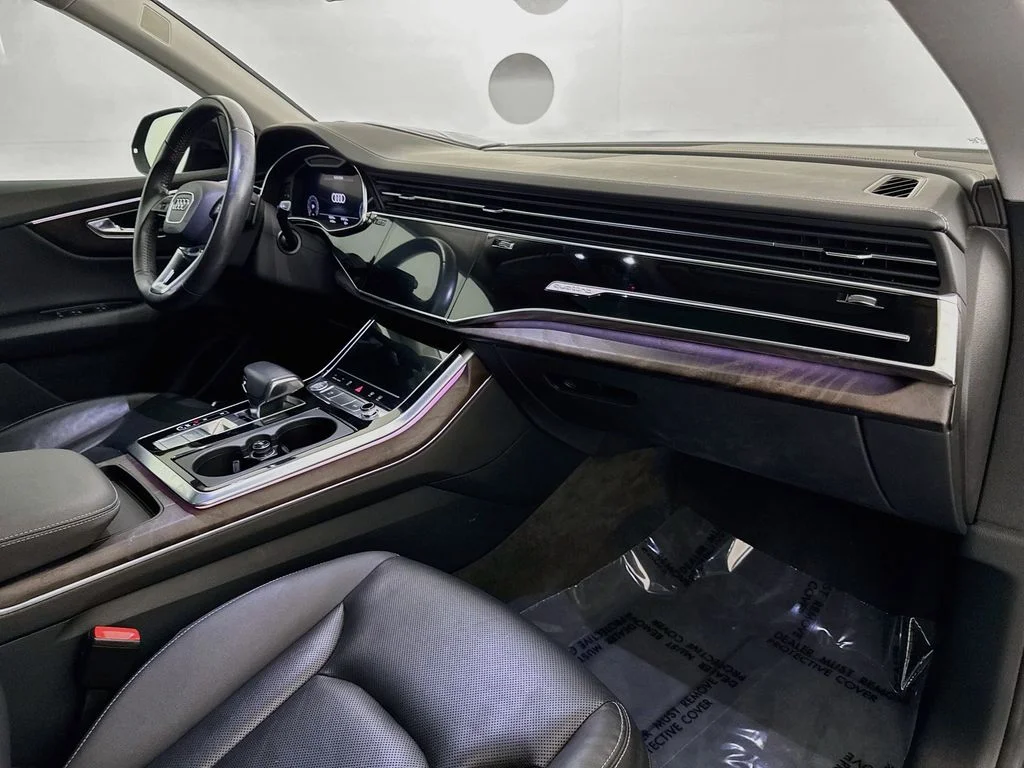 Used 2019 Black Audi 3.0T Prestige image 30