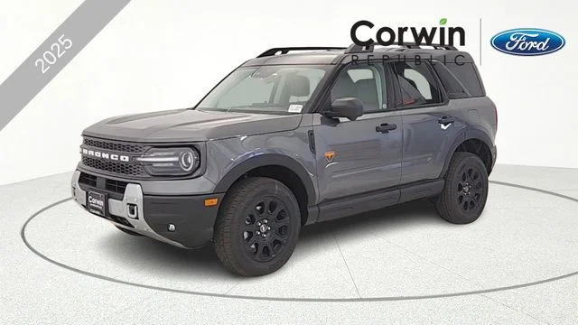 New 2025 Carbonized Gray Metallic Ford Badlands® image 3