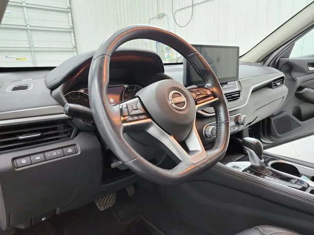 Used 2023 Gray Nissan 2.5 SL image 18