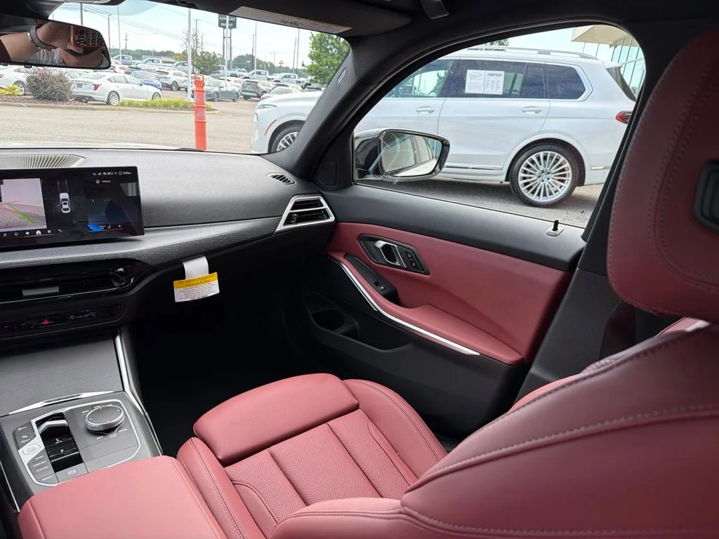 New 2026 Alpine White BMW 330i image 28