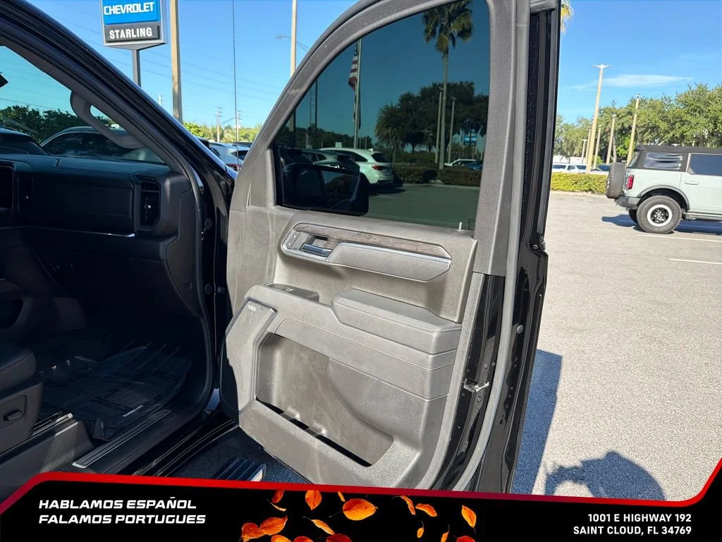 Used 2025 Black Chevrolet LTZ image 30