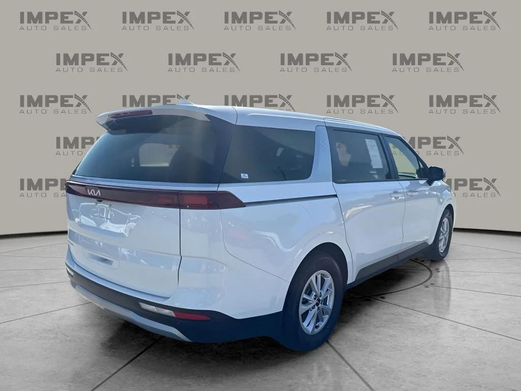 Used 2024 White Kia LX image 3