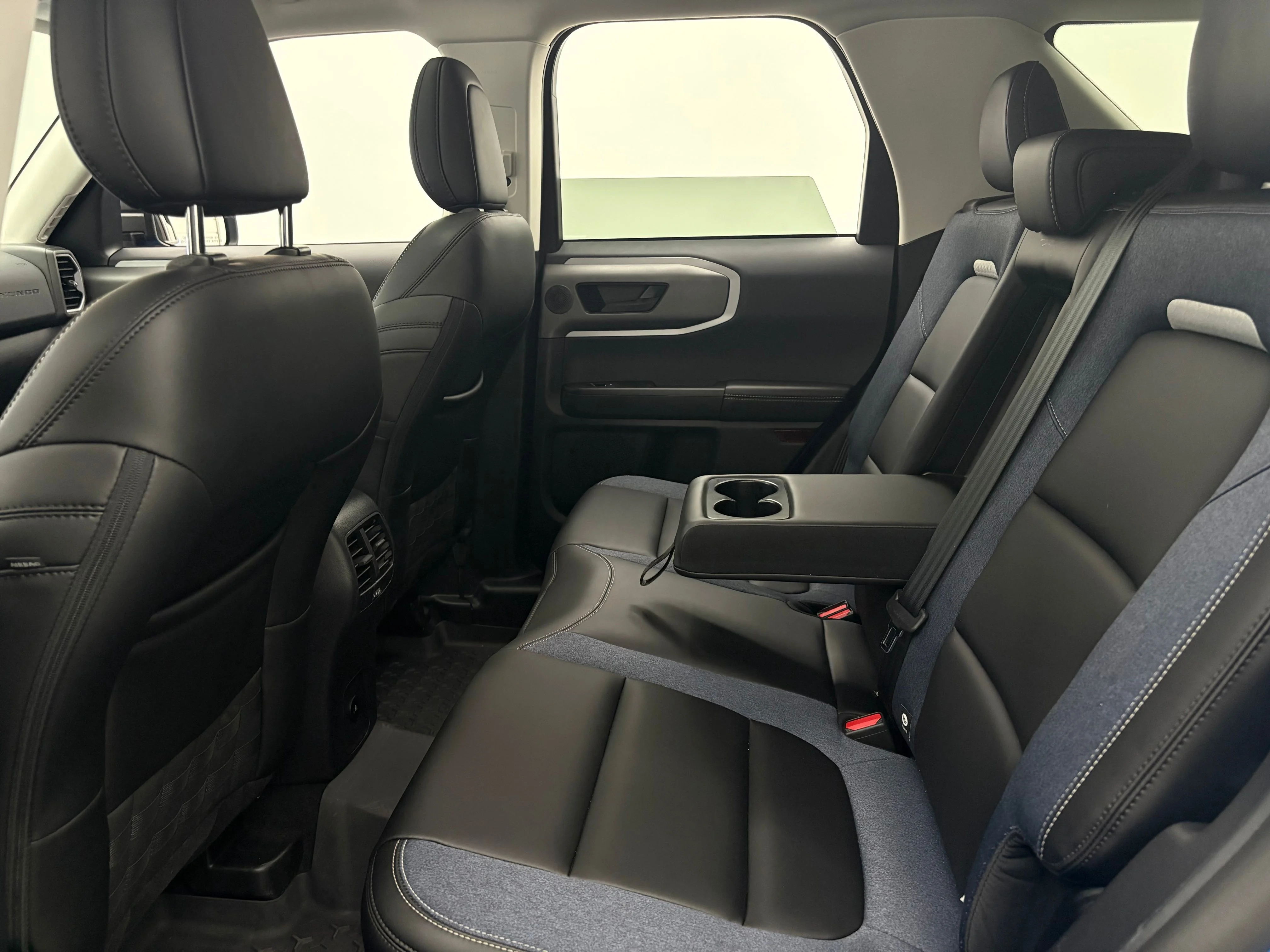 Used 2025 Blue Metallic Ford Outer Banks image 40