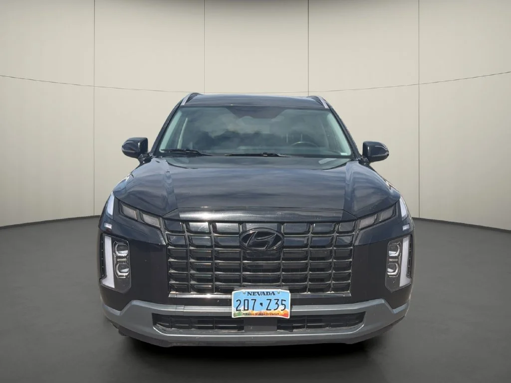 Used 2024 Black Hyundai SEL image 2