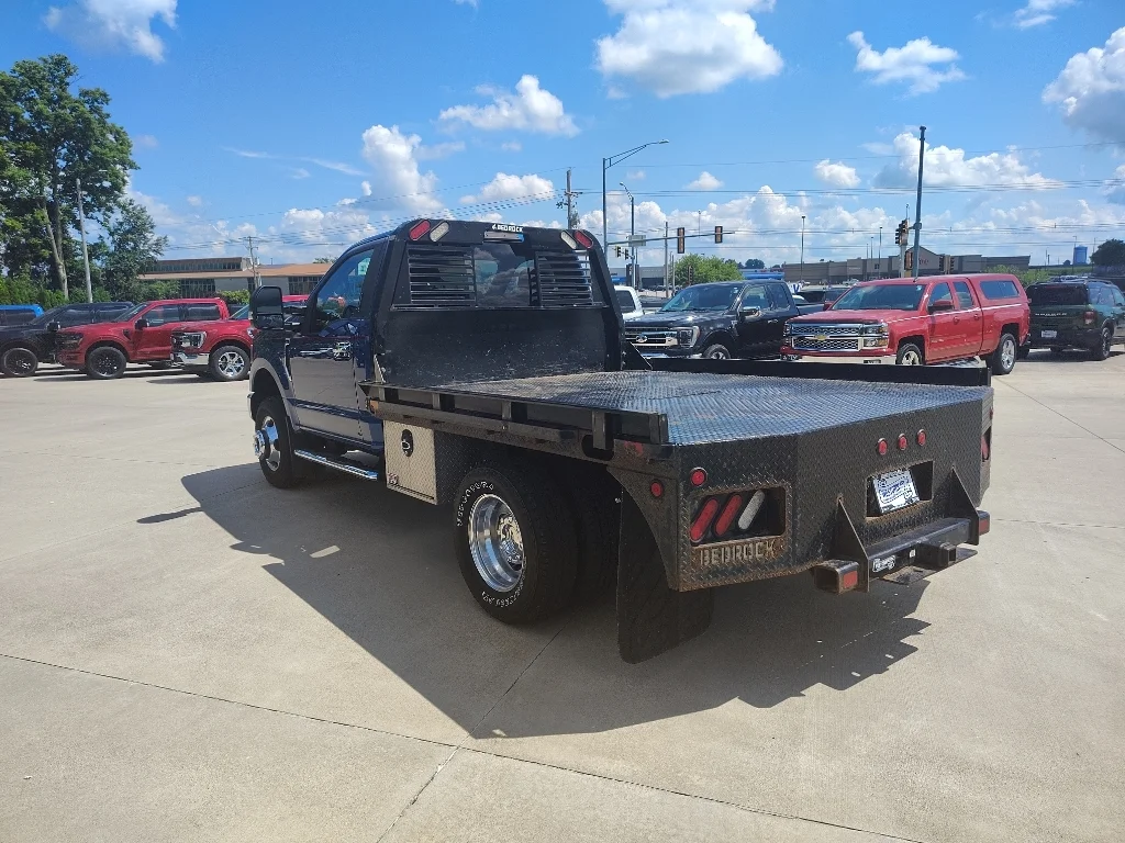 Used 2022 Atlas Blue Ford XLT image 7