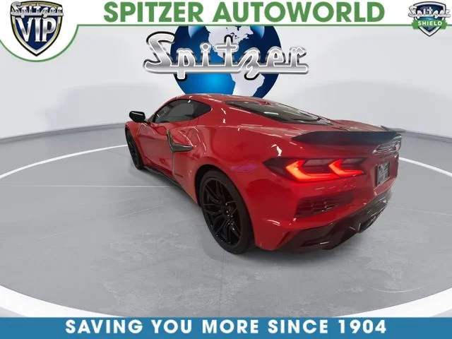 Used 2024 Red Chevrolet Z06 image 7