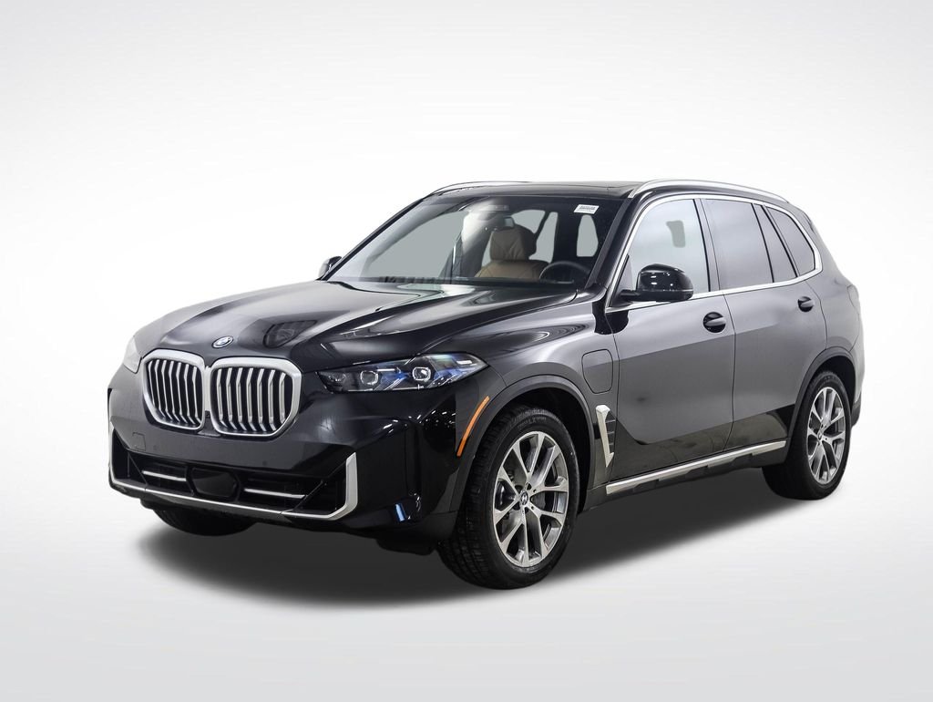 2026 BMW X5 xDrive50e's photo