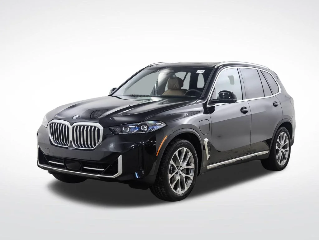 2026 BMW X5 xDrive50e's photo