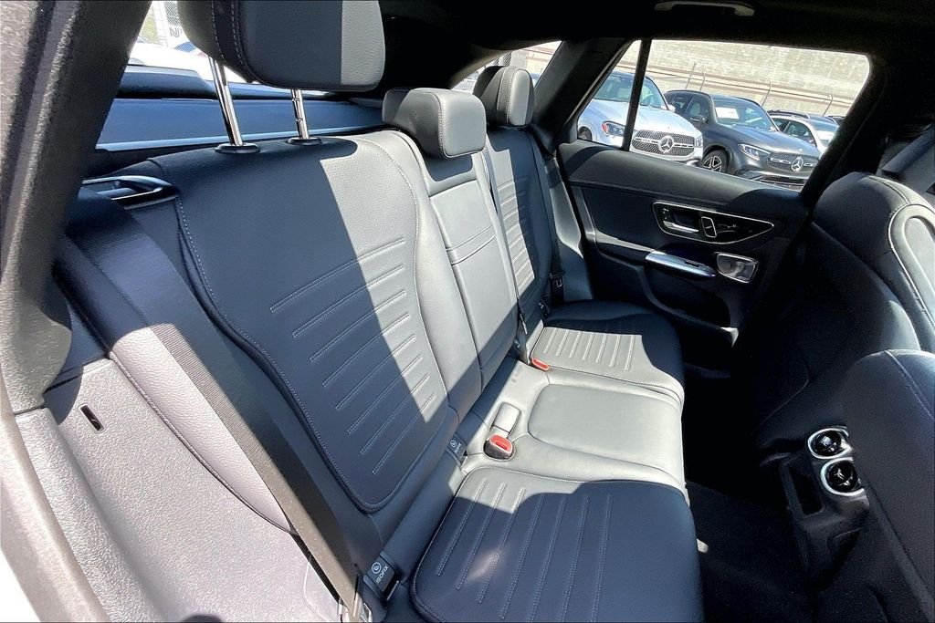 Used 2026 Gray Mercedes-Benz GLC 300 image 19