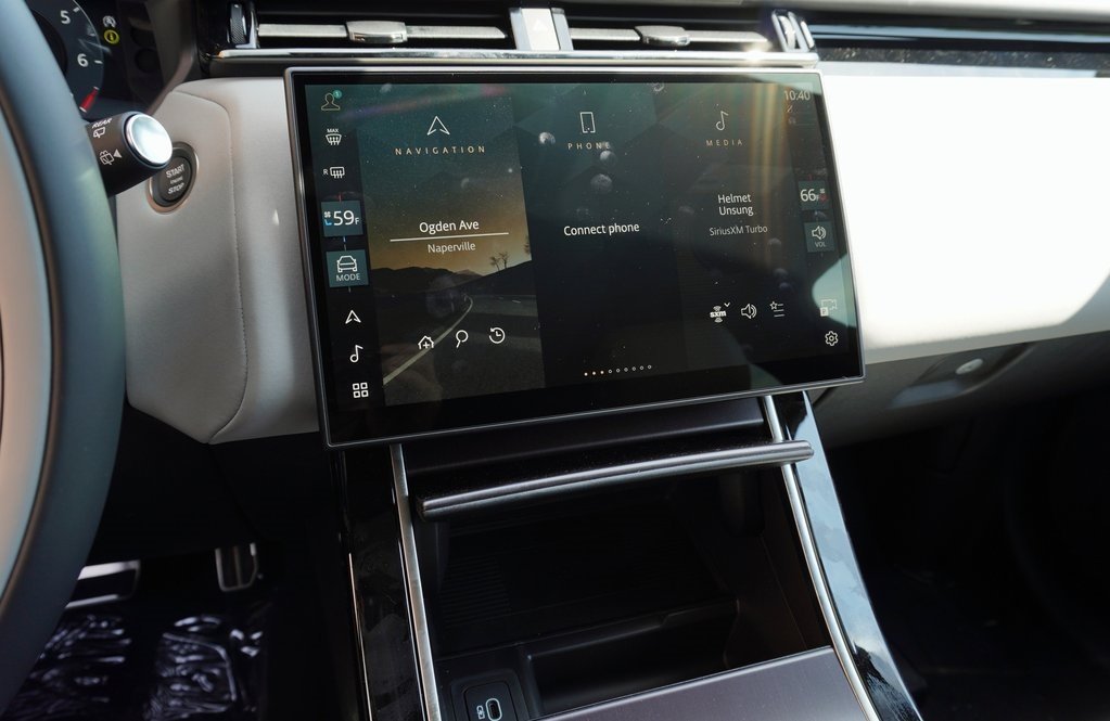 2026 LAND ROVER RANGE ROVER VELAR - Image 17