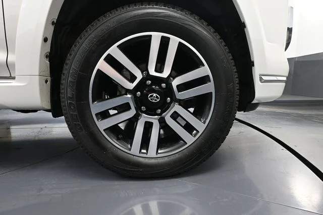 2023 Toyota 4Runner Limited - Photo 16