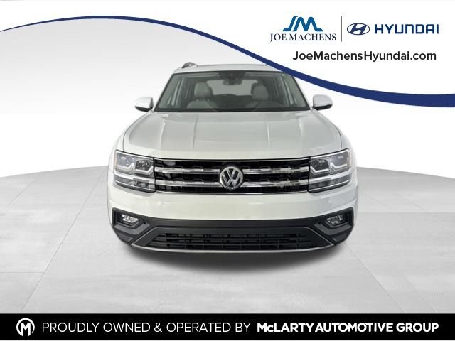 Used 2020 White Volkswagen 2.0T SE w/Technology image 3