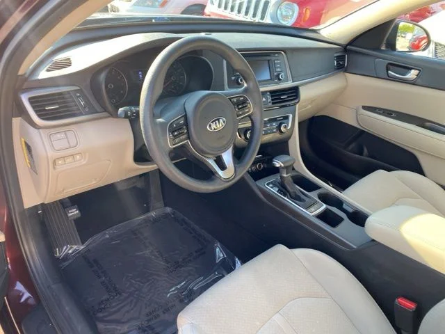 Used 2016 Purple Kia LX image 8