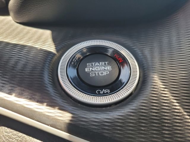 Used 2023 White Jeep Altitude image 26