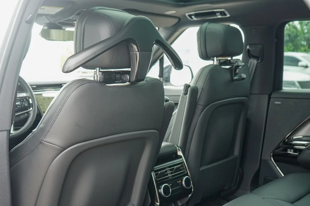 New 2026 White Land Rover Dynamic SE image 24