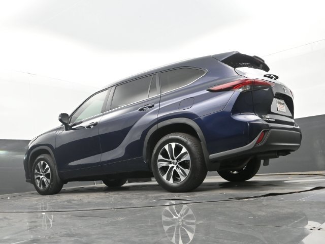 Used 2025 Blueprint Toyota XLE image 26