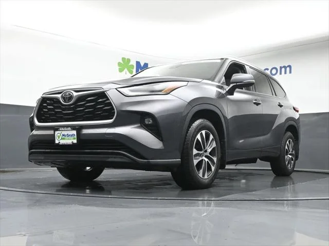 2021 Toyota Highlander XLE - Photo 6