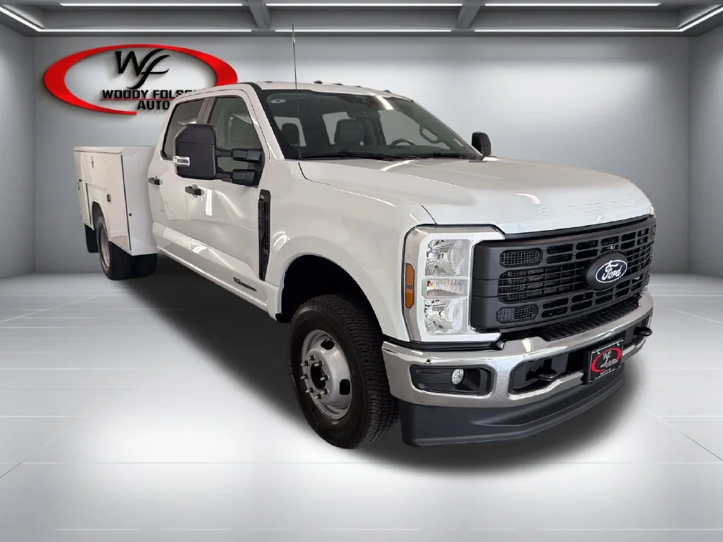New 2027 White Ford XL image 3