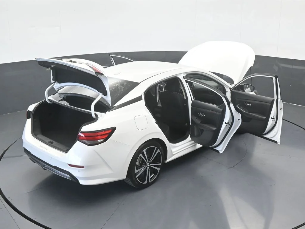 Used 2020 Aspen White Tricoat Nissan SR image 66