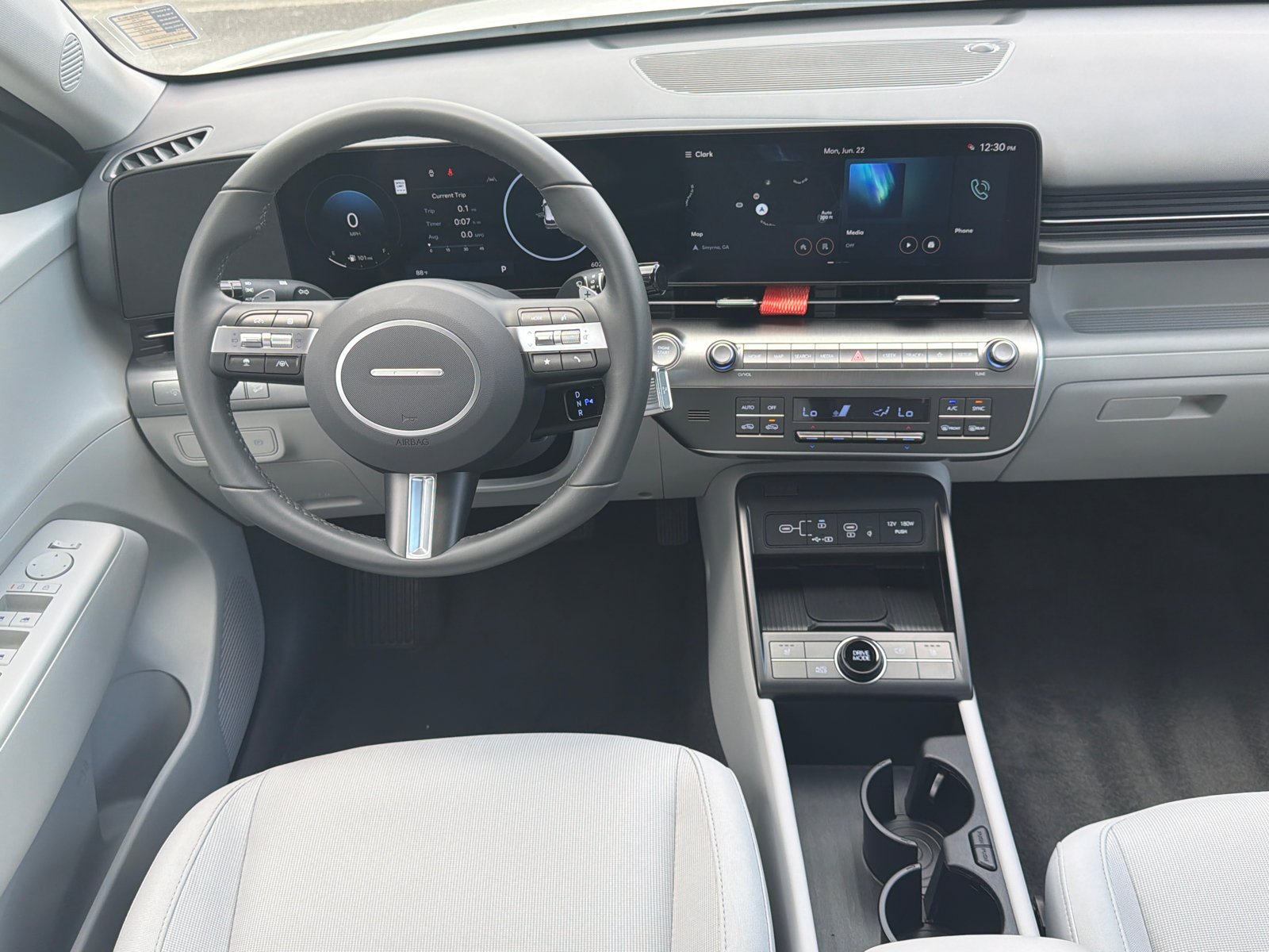 Used 2025 Atlas White Hyundai SEL Convenience image 23