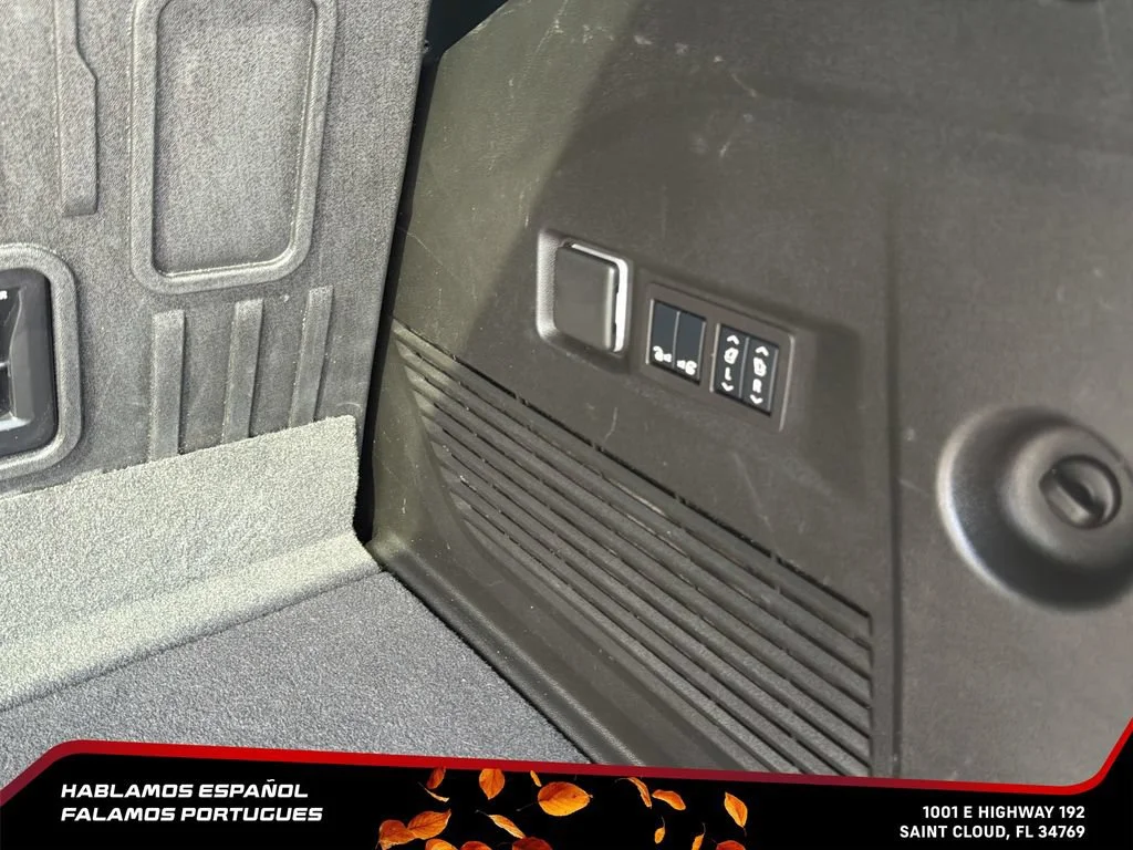 Used 2024 Black Chevrolet Premier image 32