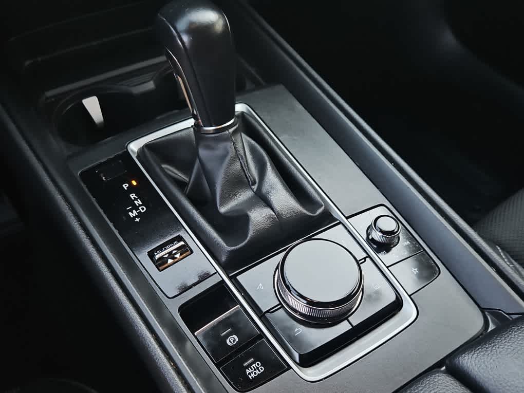 Used 2025  Mazda 2.5 S Preferred Package image 9