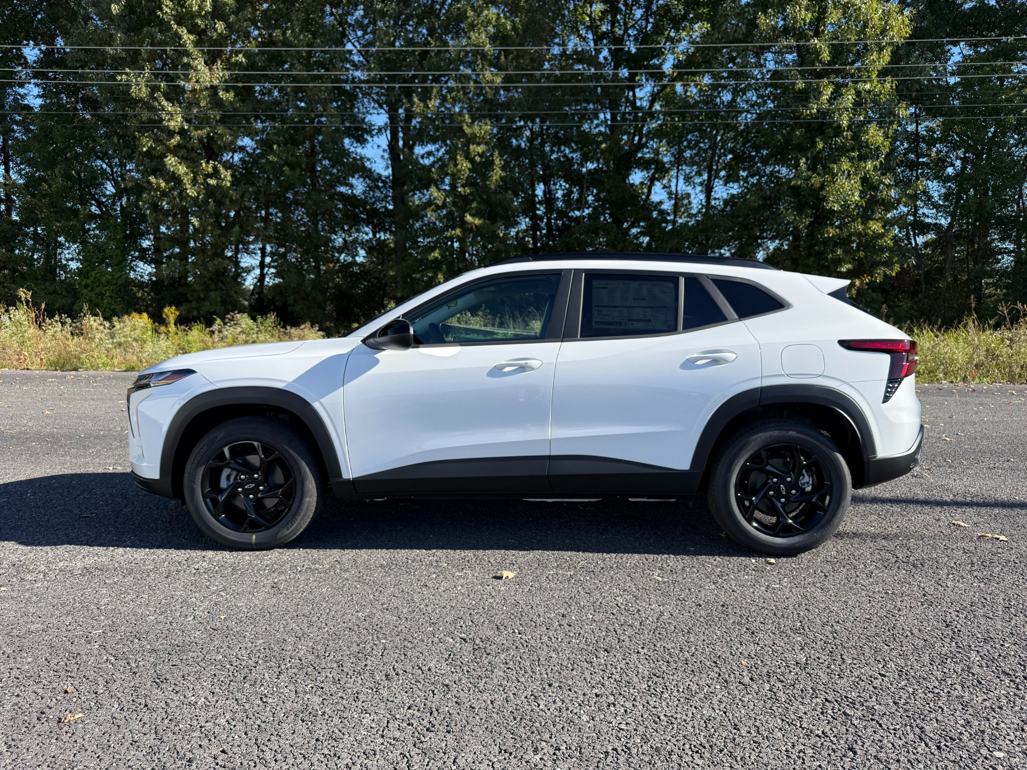 New 2026 Summit White Chevrolet LT image 4