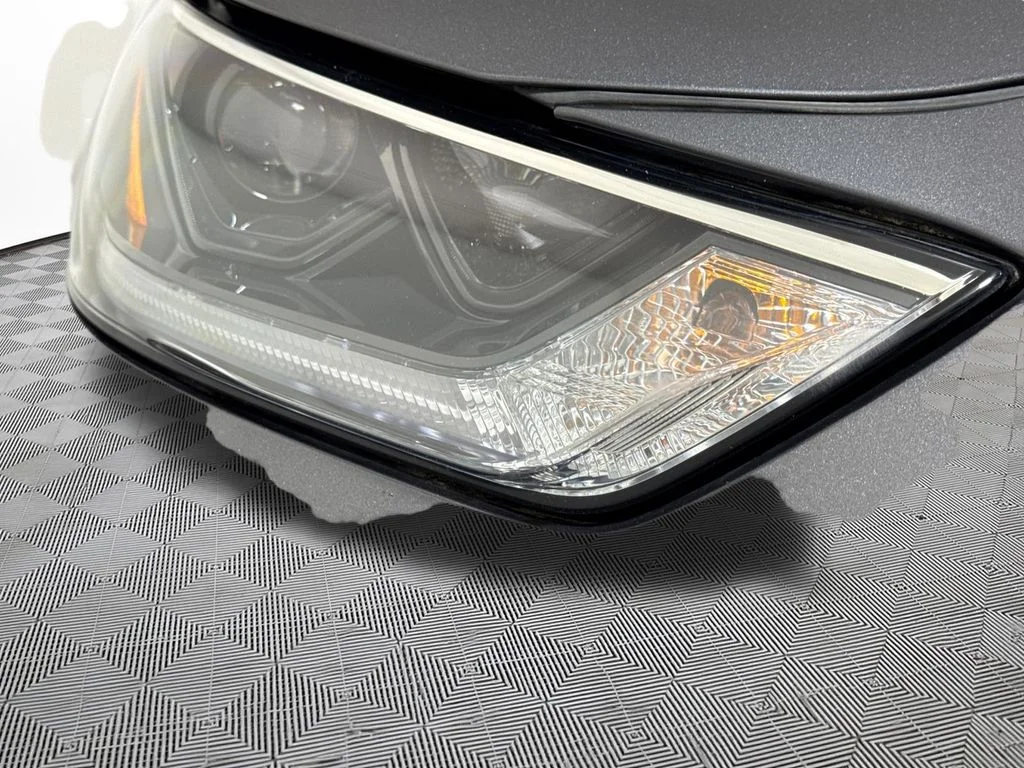 Used 2021 Magnetic Gray Metallic Toyota XLE image 18