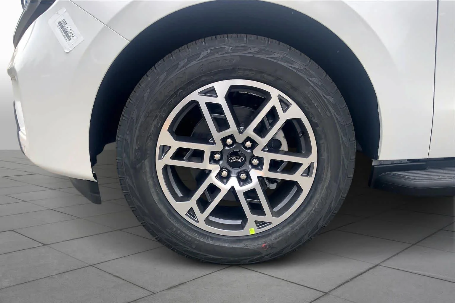 New 2026 Star White Metallic Tri-Coat Ford Active image 17