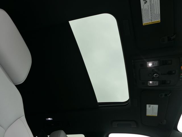 2025 Chevrolet Tahoe Premier - Photo 28